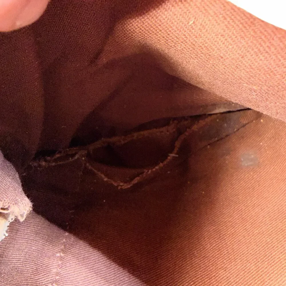 Tempo Colombia Tan Leather Saddle Crossbody Bag Vintage Boho